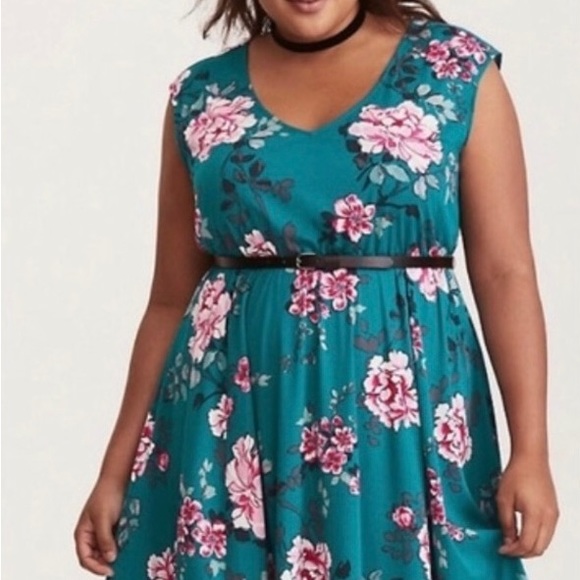 torrid Dresses & Skirts - Torrid Size 2 Turquoise Floral Print Challis Sleeveless Skater Dress